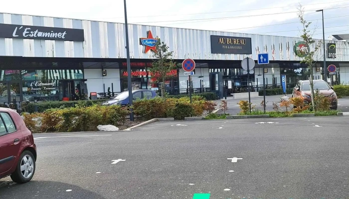 Au Bureau Neuville en Ferrain - Roncq - Tourcoing – Pub Brasserie Restaurant – Afterwork, Burgers, Bières, Sport en direct - Zac Du Petit Menin