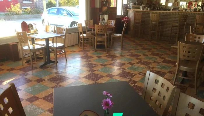 Cafe Saint Antoine Atmosphere - Ghyvelde