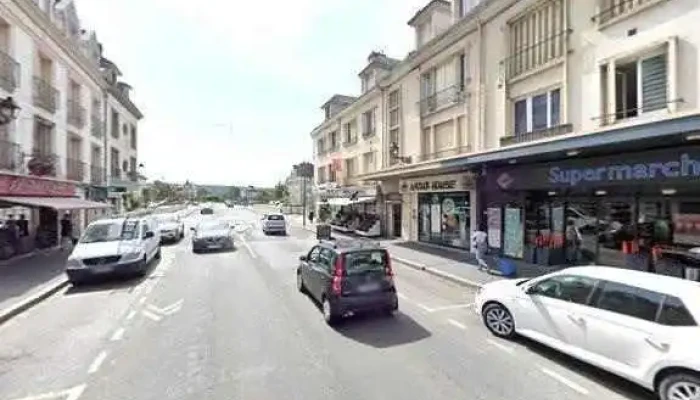 Chacun Sa Biere Street View Et 360deg - Château-thierry