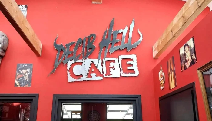 Decibhell Cafe Tout - Esquelbecq