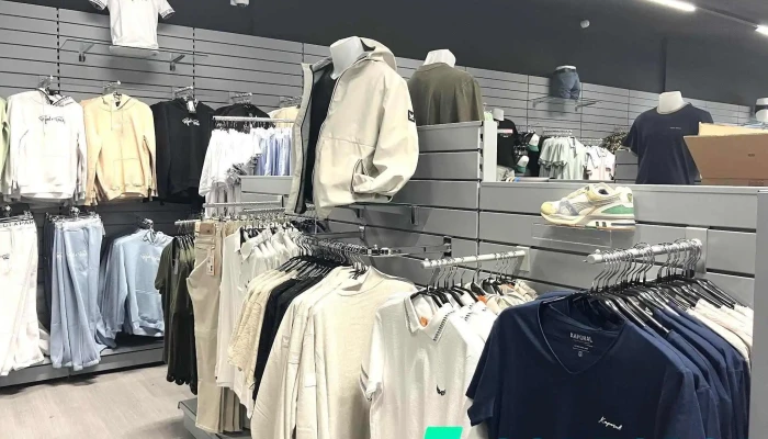 Espace Des Marques - Niort - 79000 Bessines