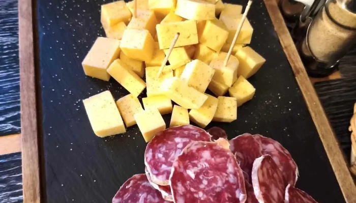 Estaminet Le Sire Jerome Charcuterie - Gonnehem