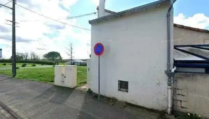 Maud Negret Conseils -    Agence De Communication La Tete Dans Les Etoiles Tout - Niort